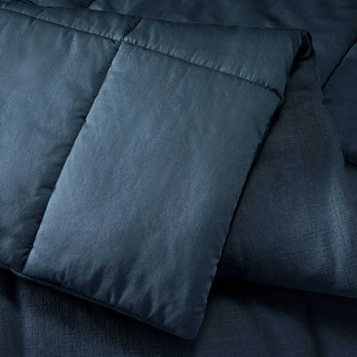Full/Queen Heavyweight Linen Blend Comforter and Sham Set Dark Mineral Blue - Casaluna™
