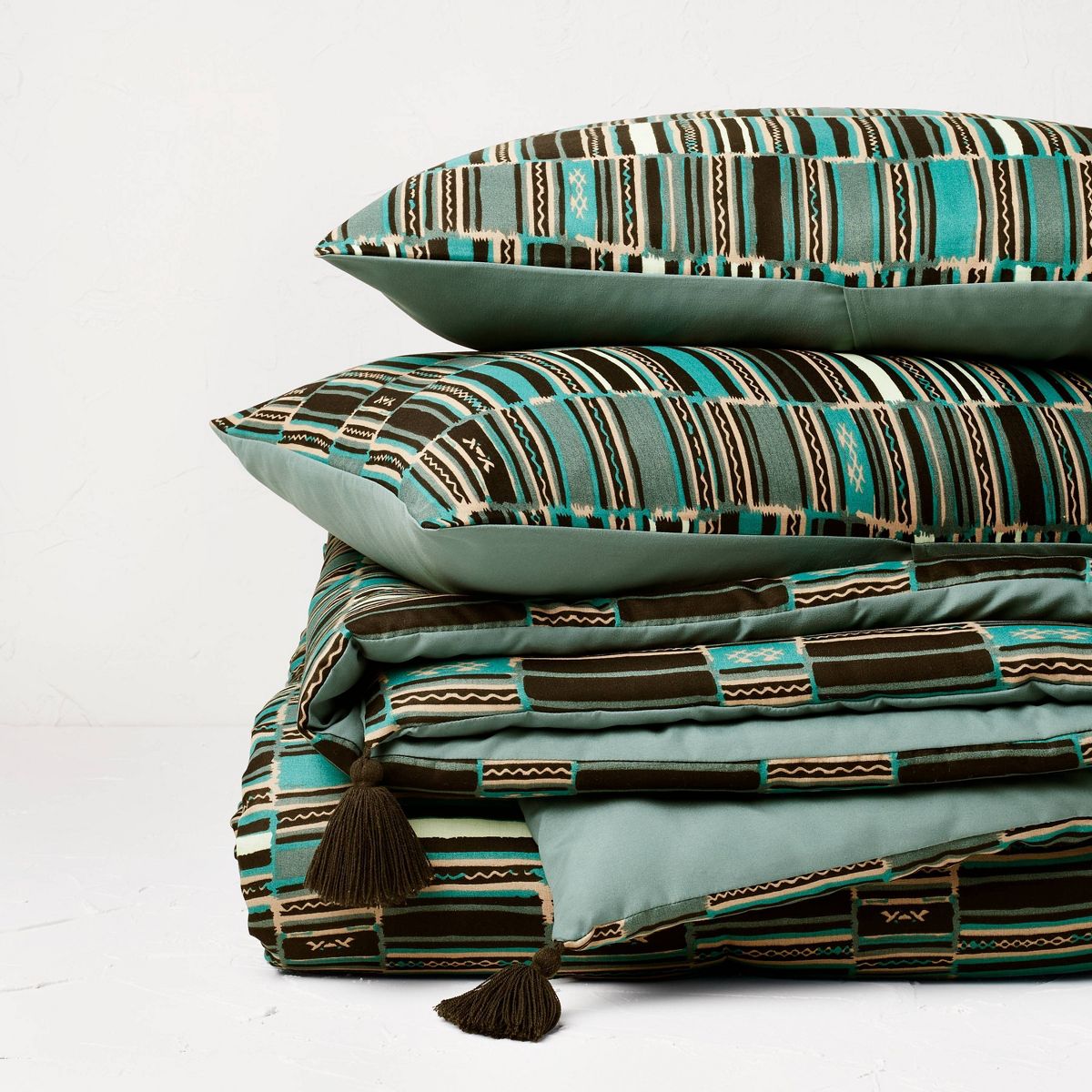 King Jungalow Sun in the Water Duvet Cover & Sham Set Teal - Opalhouse designed with Jungalow: Polyester, 210 Thread Count