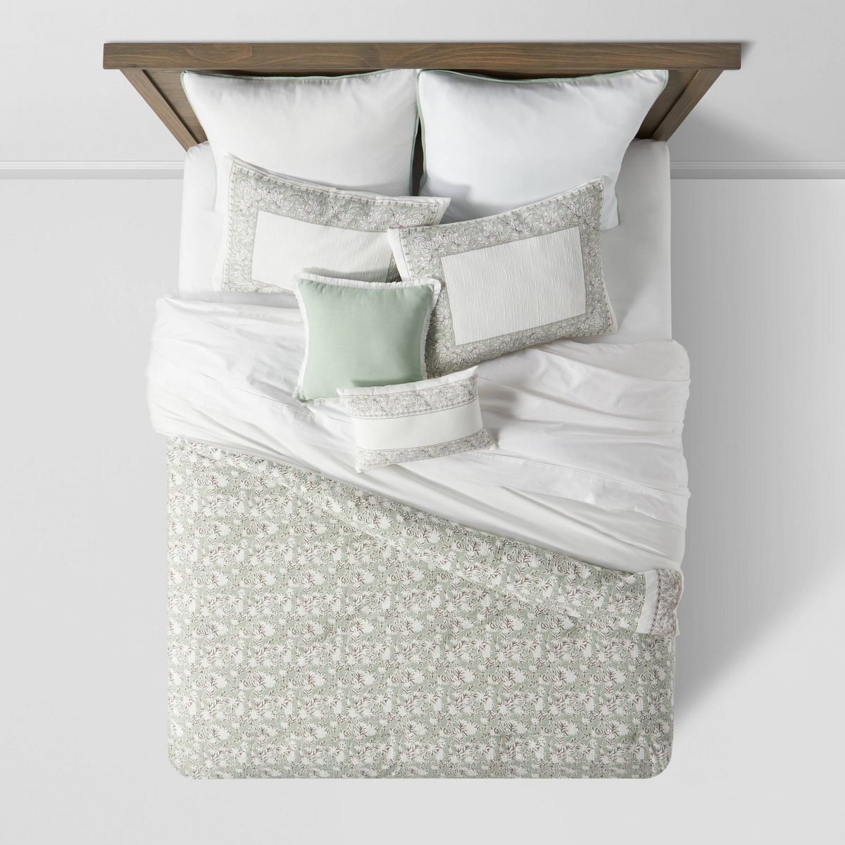8pc Queen Printed Floral with Border 8pc Comforter Set Green - Threshold™: Cotton Blend, Percale Weave, OEKO-TEX Certified