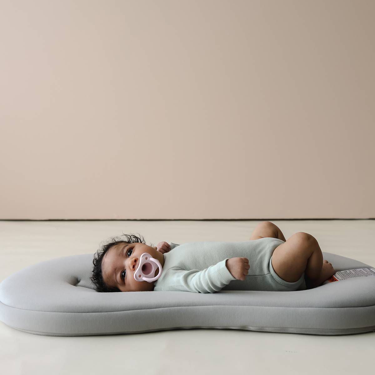 Snuggle Me Organic Curve Infant Lounger - Stone