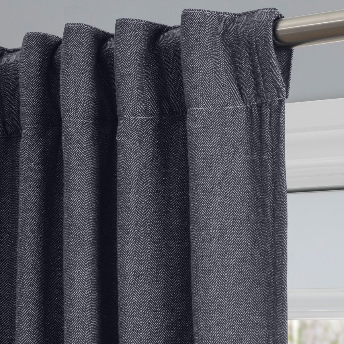 Chevron 80C/20P Sustainable Triple Lined Rod Pocket w/Back Tabs Panel 48x84 Navy