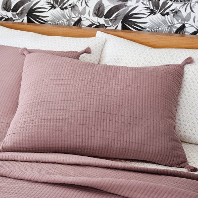 Standard Double Cloth Quilt Sham - Threshold