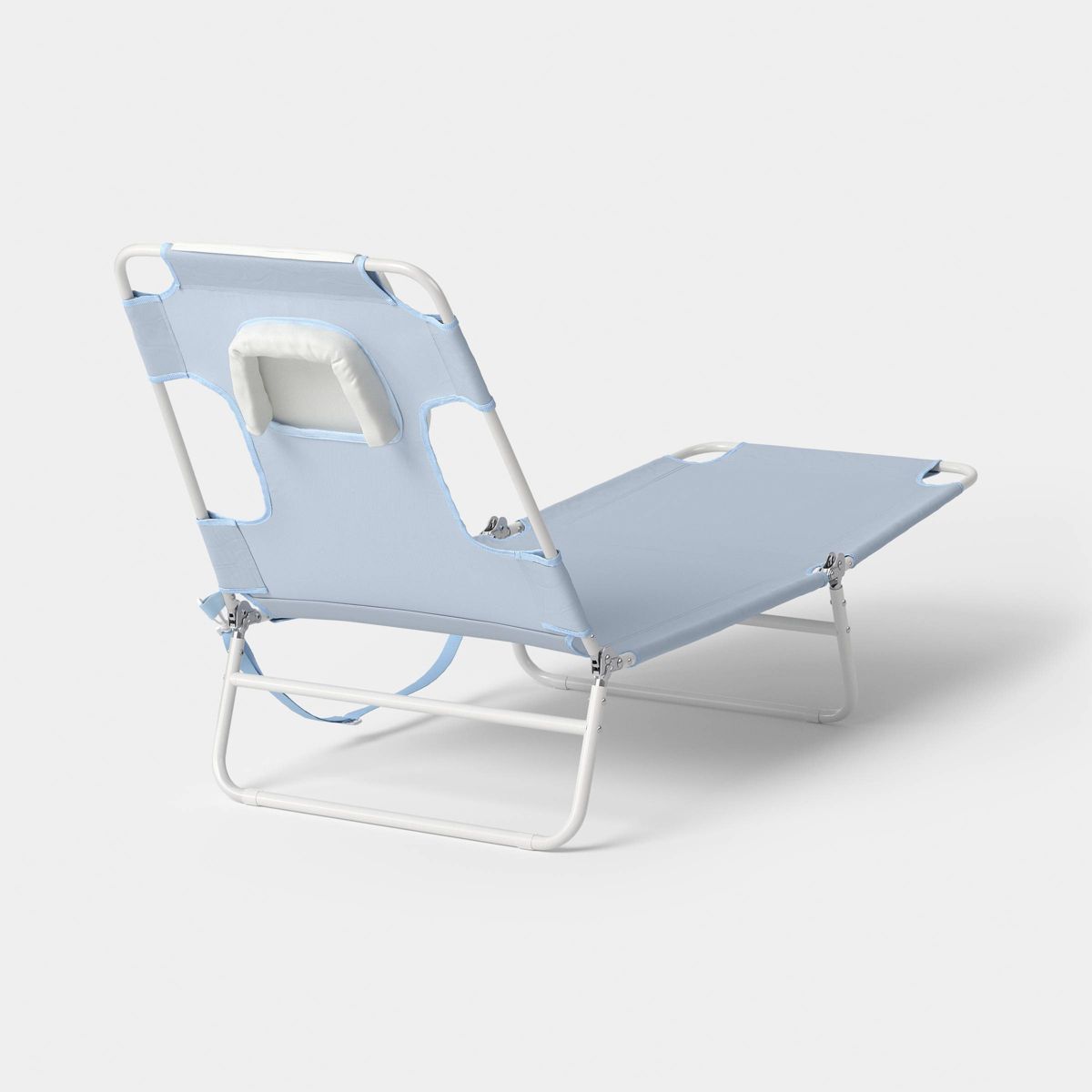 Folding Beach Tanning Chair Light Blue - Room Essentials™