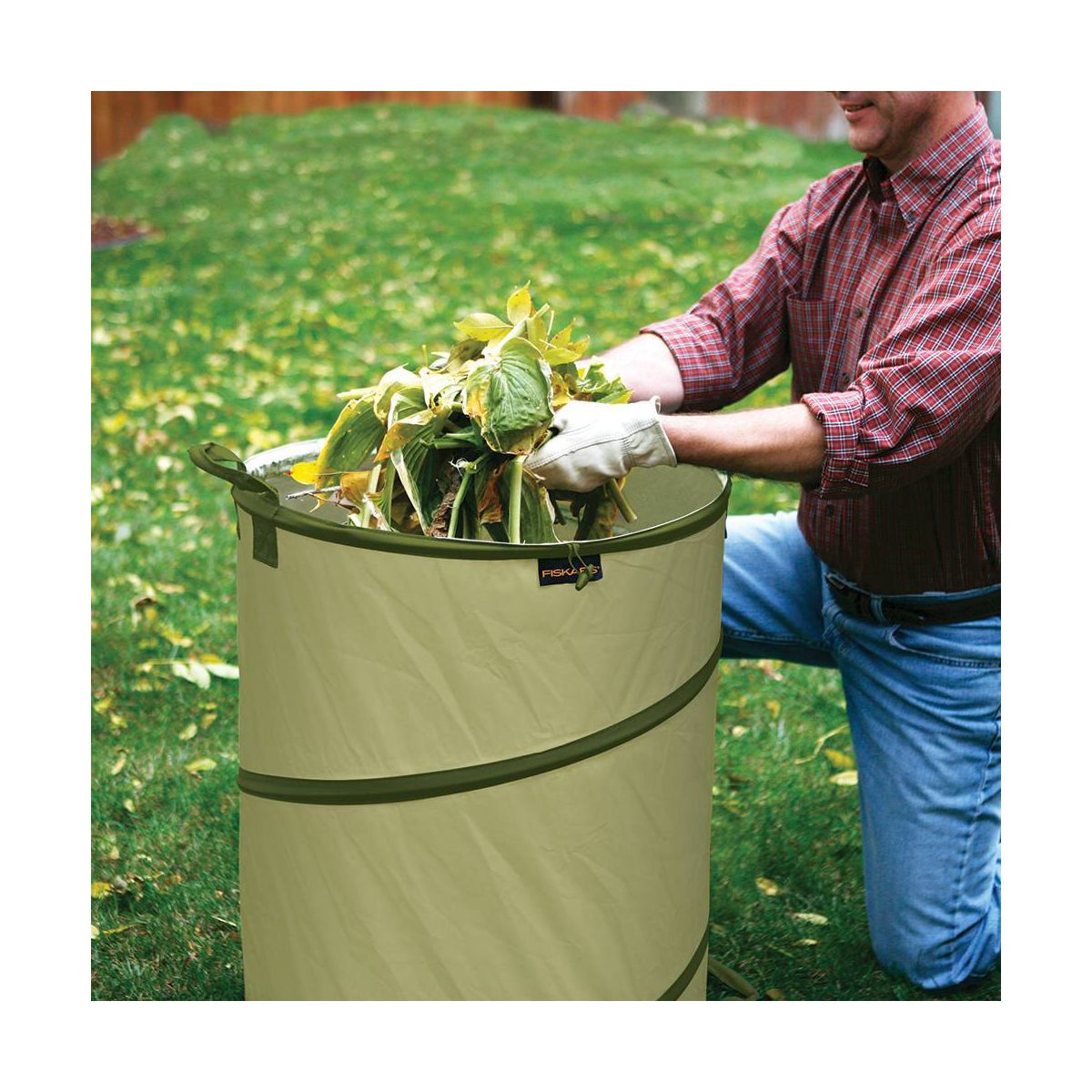 Fiskars 30 gal Kangaroo Gardening Container - Green
