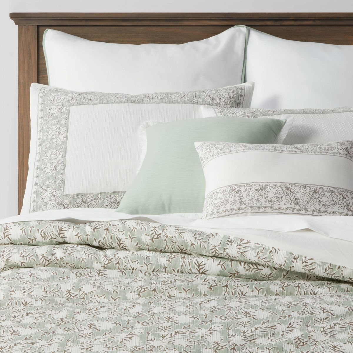 8pc Queen Printed Floral with Border 8pc Comforter Set Green - Threshold™: Cotton Blend, Percale Weave, OEKO-TEX Certified