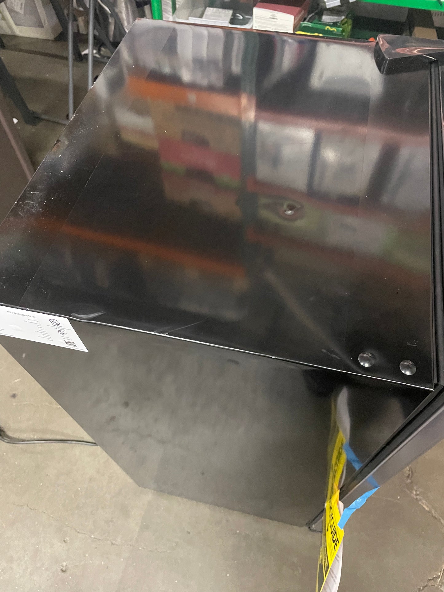 Like NEW - Midea 3.3 cuft Compact Fridge MRM33S8ASL - Retail $149