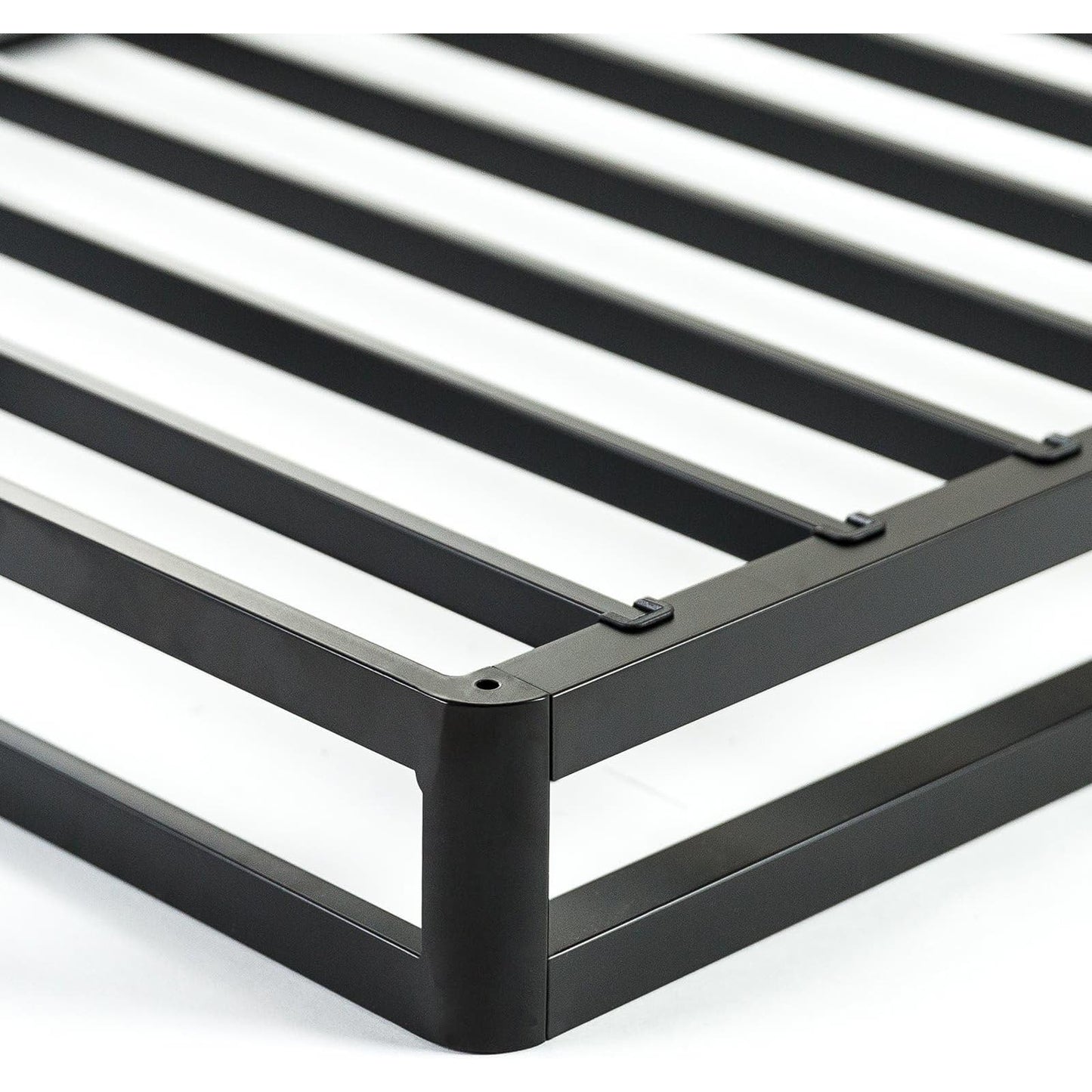 NEW - ZINUS KING Quick Lock Metal Smart Box Spring / 4 Inch Mattress Foundation / Strong Metal Structure / Easy Assembly, King,White - Retail $194