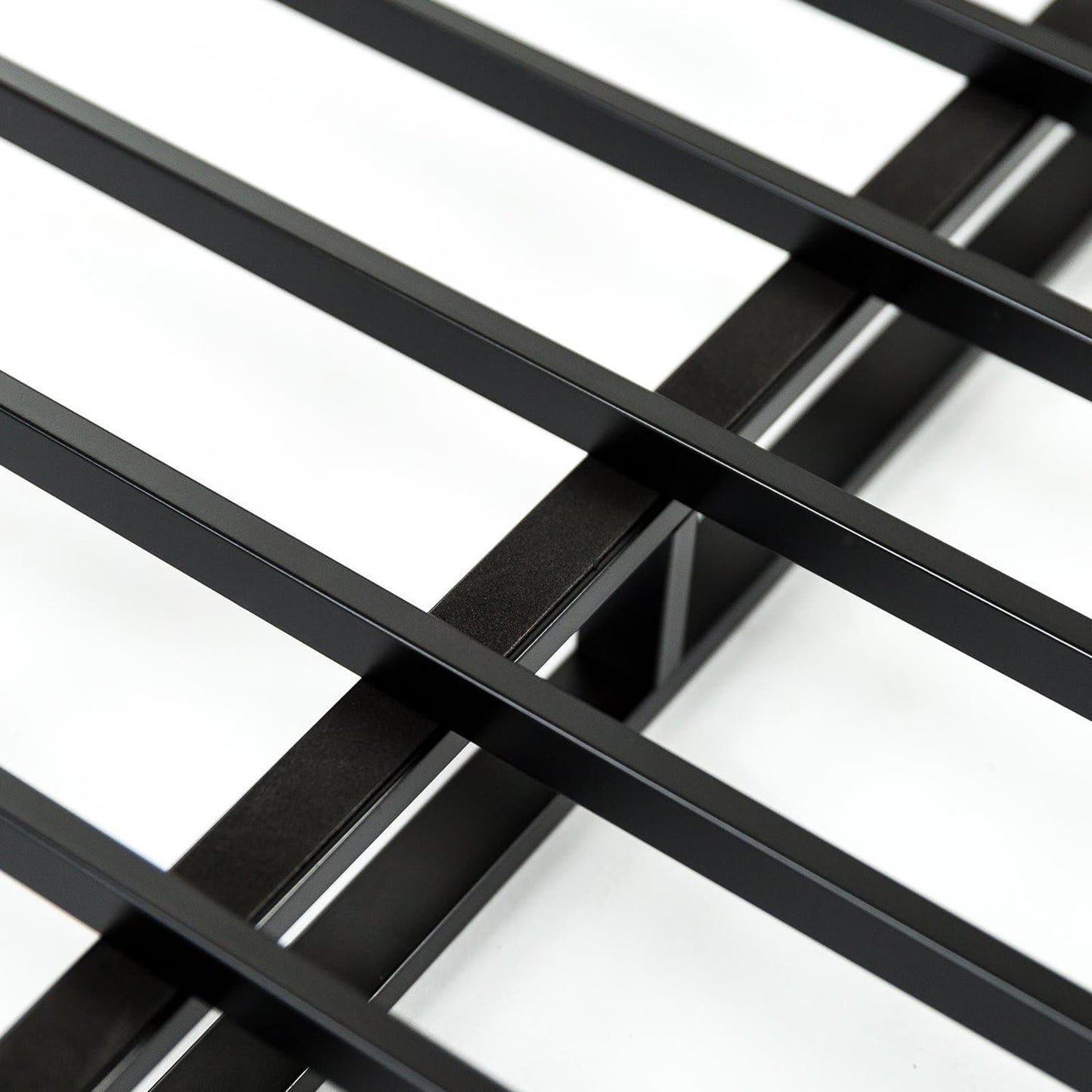 NEW - ZINUS KING Quick Lock Metal Smart Box Spring / 4 Inch Mattress Foundation / Strong Metal Structure / Easy Assembly, King,White - Retail $194