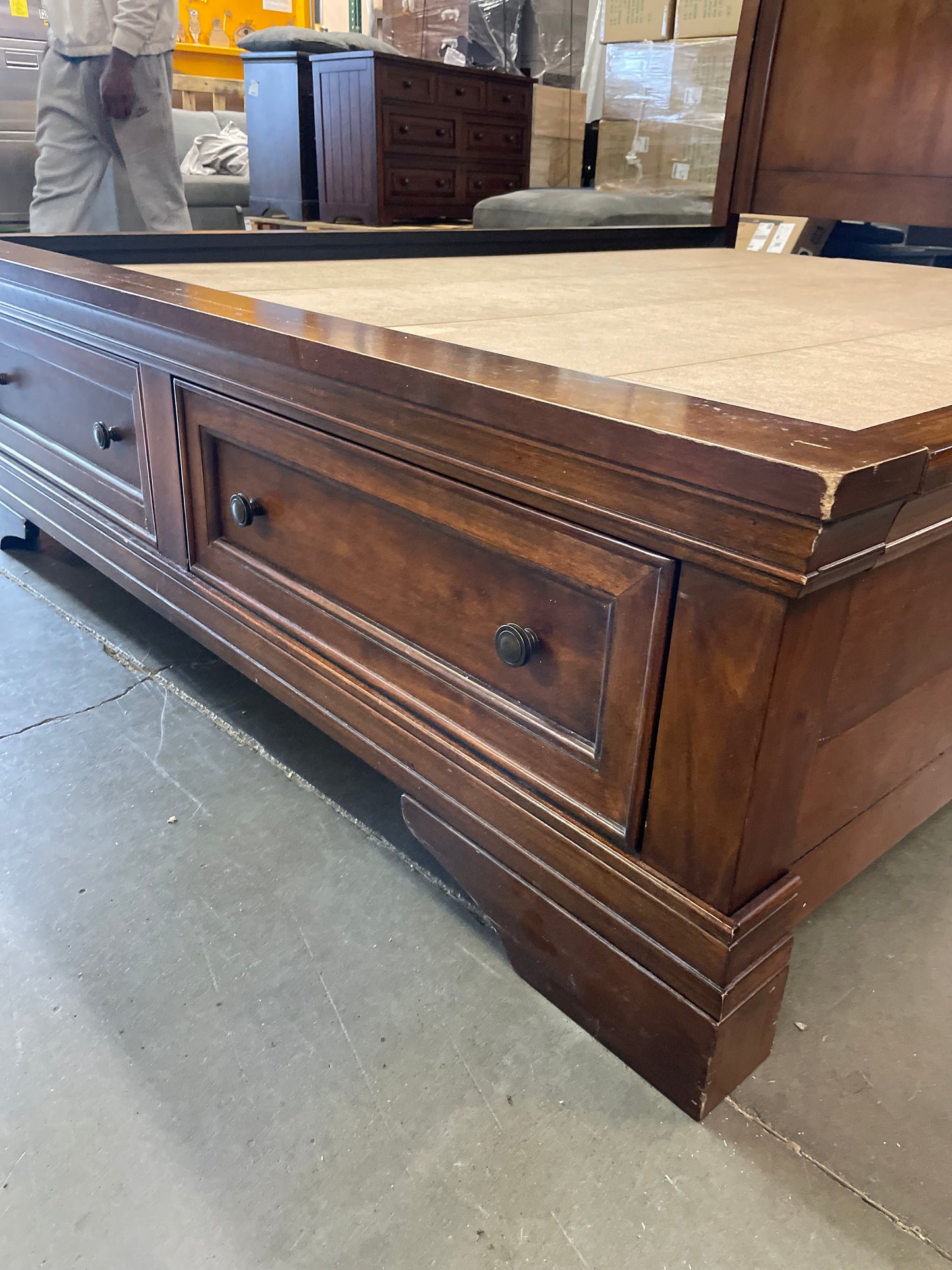 Costco - Universal Furniture Broadmoore Charlotte Queen Bed - Retail $599