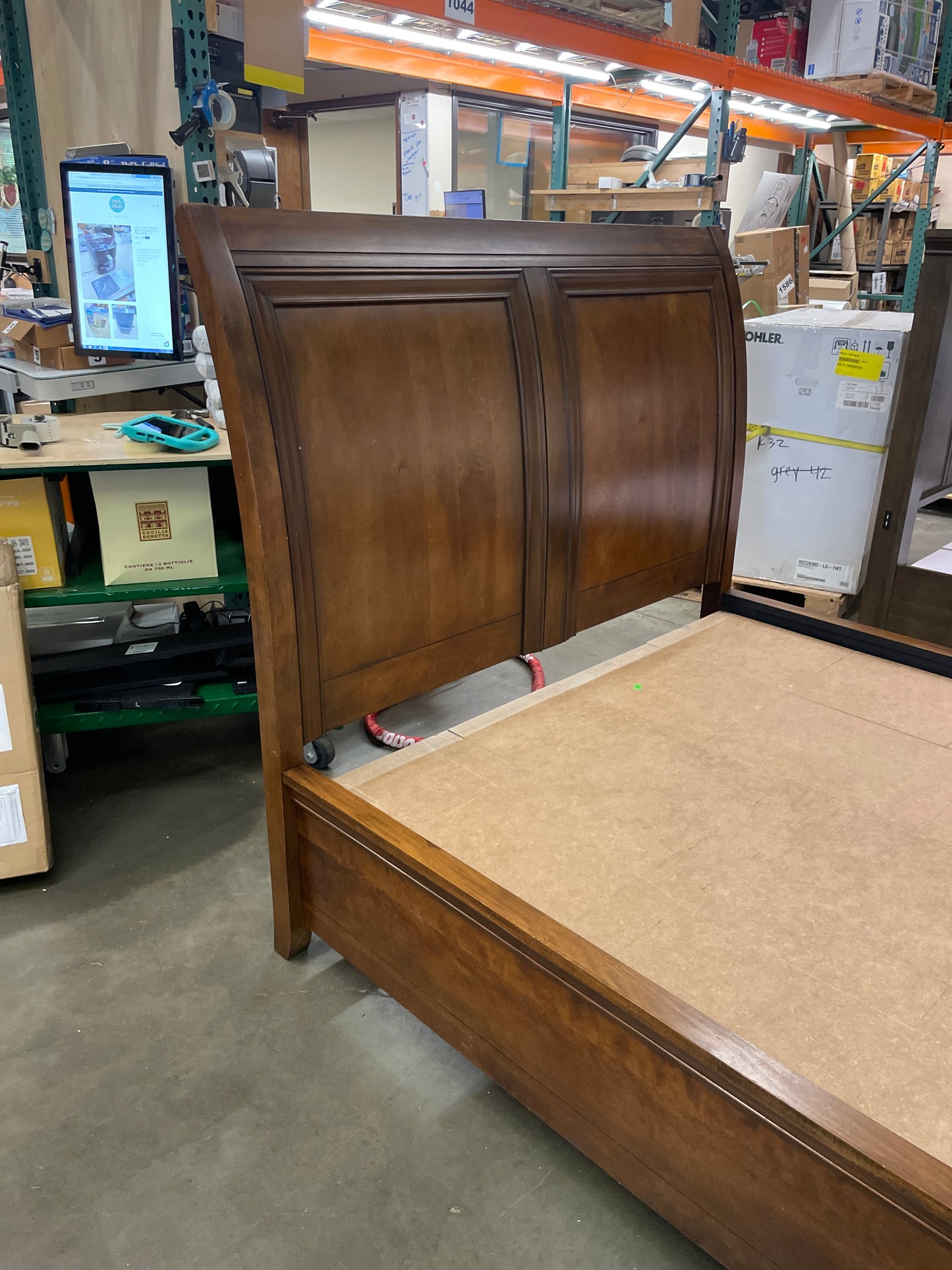 Costco - Universal Furniture Broadmoore Charlotte Queen Bed - Retail $599