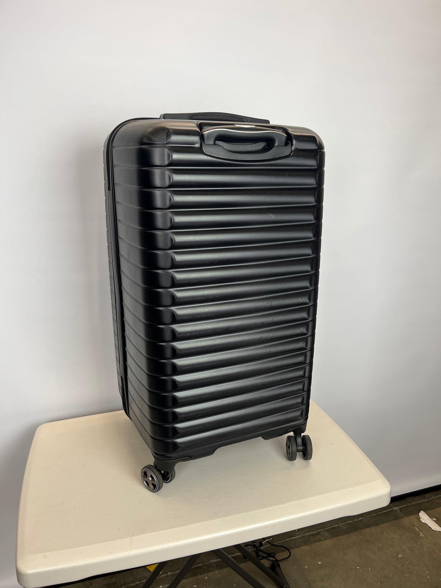 Costco - Delsey Black Hardside 28.7" Trunk Spinner - Retail $89