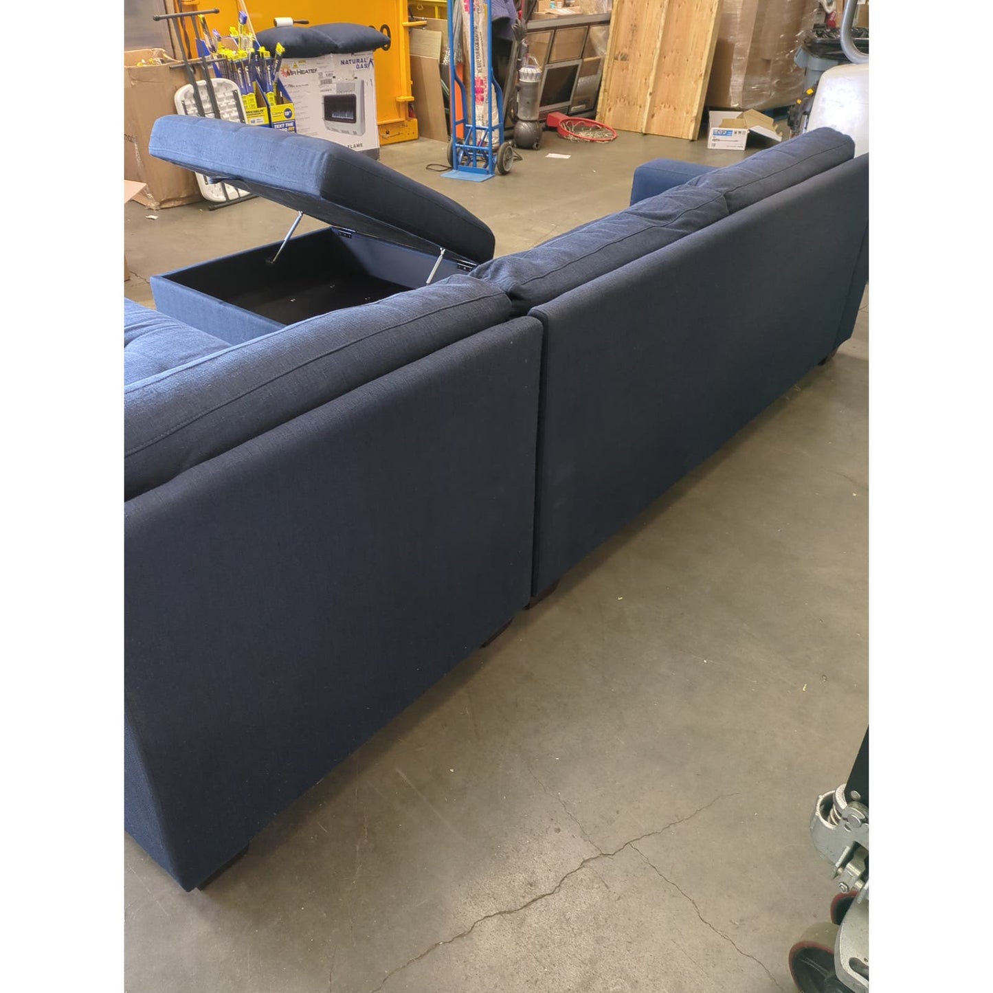 Costco - Thomasville Miles Fabric Sectional with Storage Ottoman - Retail $1699