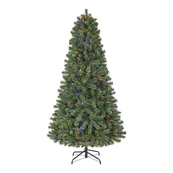 Home Accents Holiday 6.5 ft. Festive Pine LED Pre-Lit Artificial Christmas Tree T9