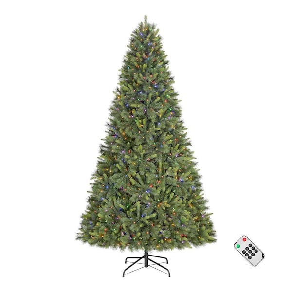 Home Accents Holiday 9 ft. Forest Pine LED Pre-Lit Artificial Christmas Tree T17