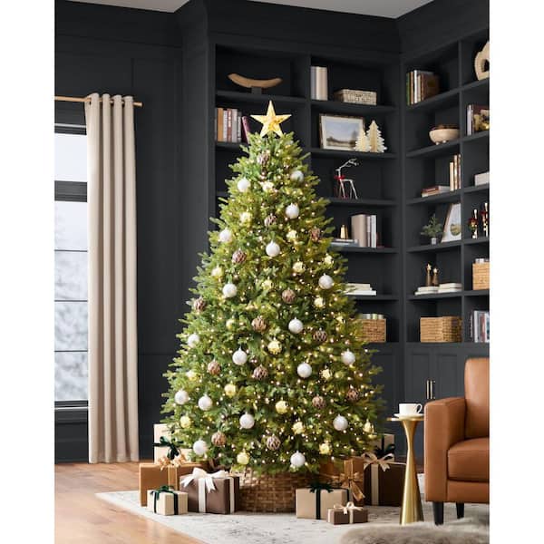 Home Decorators Collection 7.5 ft. Eastcastle Twinkling Balsam Fir LED Pre-Lit Artificial Christmas Tree T34