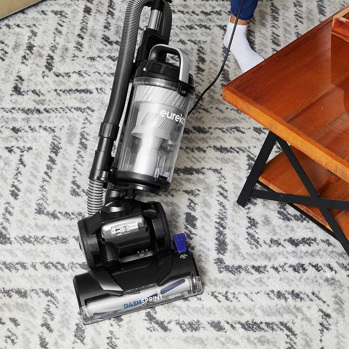 Like NEW - Costco - Eureka DashSprint Anti-Tangle Upright Vacuum - Retail $169