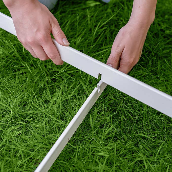 Vita 4ftx4ftx11in Modular Vinyl Garden with Planting Grid 2-pack - Retail $104