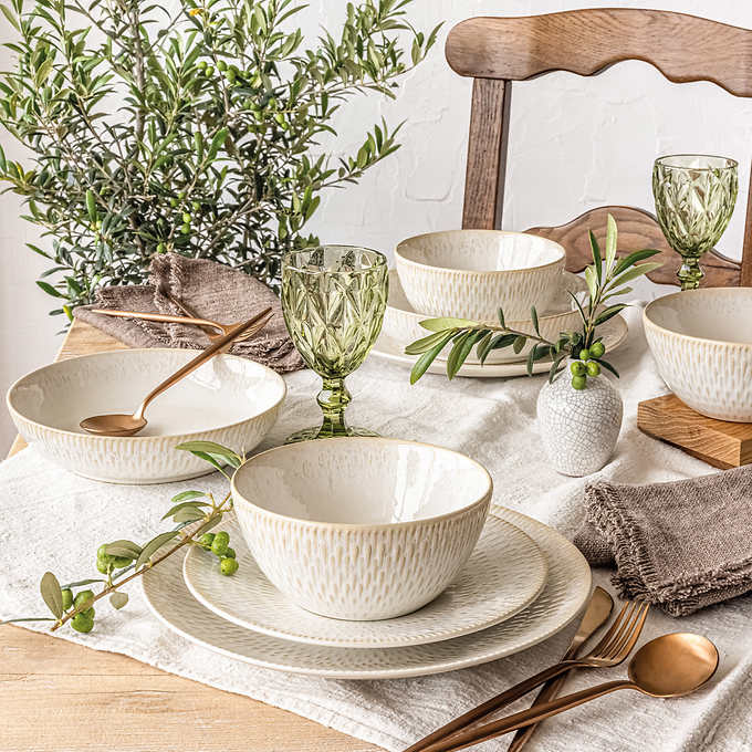 NEW - over&back Ivory WESTPOINT 16-piece Dinnerware Set - Retail $55