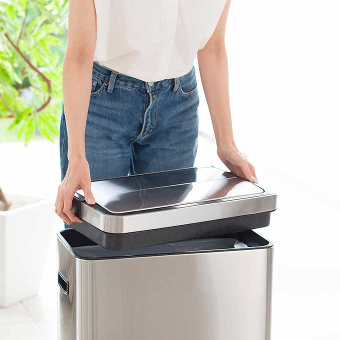 NEW - Deluxe Phantom 45 Liter Stainless Steel Dual Wing Motion Sensor Trash Can - Retail $99