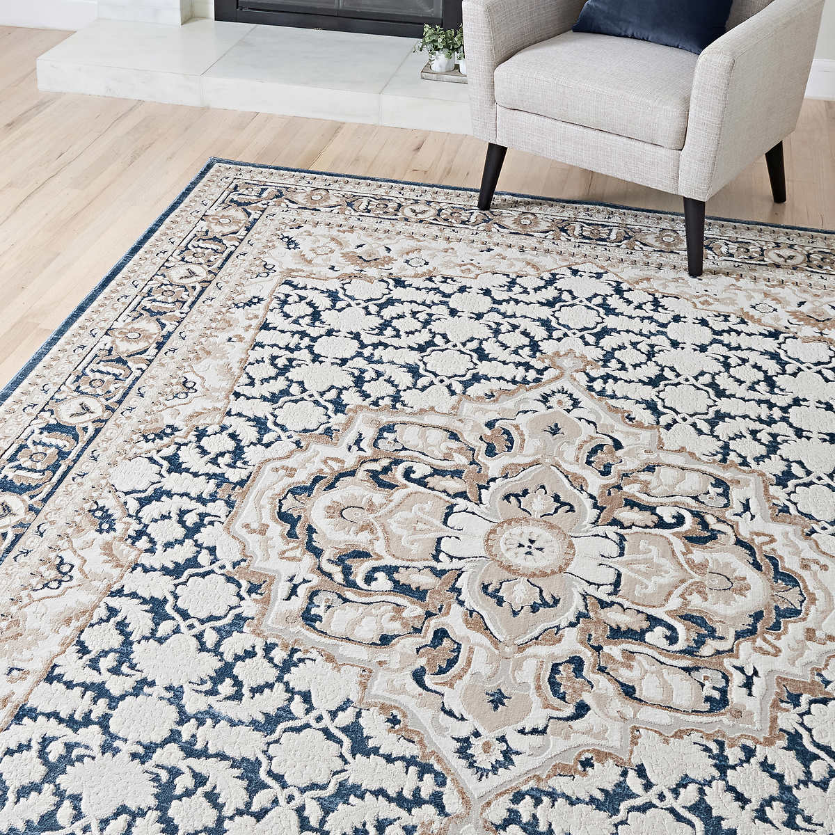 Like NEW - Costco - Barmond Area Rug, Belo Blue 8' 8" x 13' - Retail $379