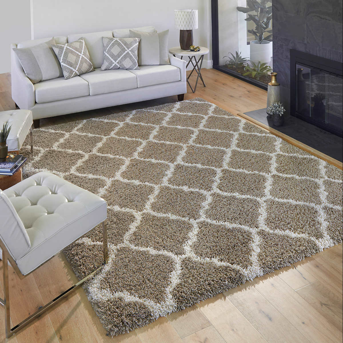 Like NEW - Costco - Thomasville Marketplace Luxury Trellis Shag Rugs 7' 10" x 10' - Retail $319