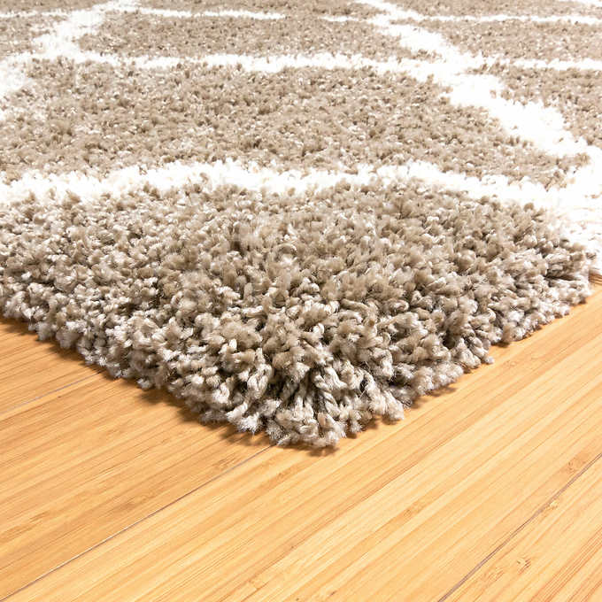 Like NEW - Costco - Thomasville Marketplace Luxury Trellis Shag Rugs 7' 10" x 10' - Retail $319