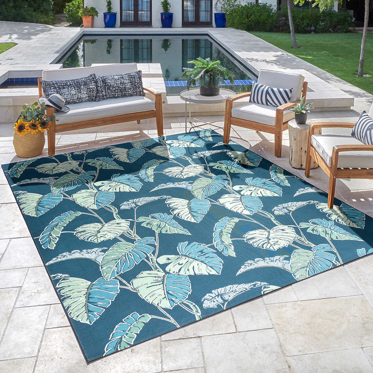 NEW - Reyn Spooner Indoor/Outdoor Area Rug, Kukui Blue, 8 ft. 8 in. x 13 ft. - Retail $299.99