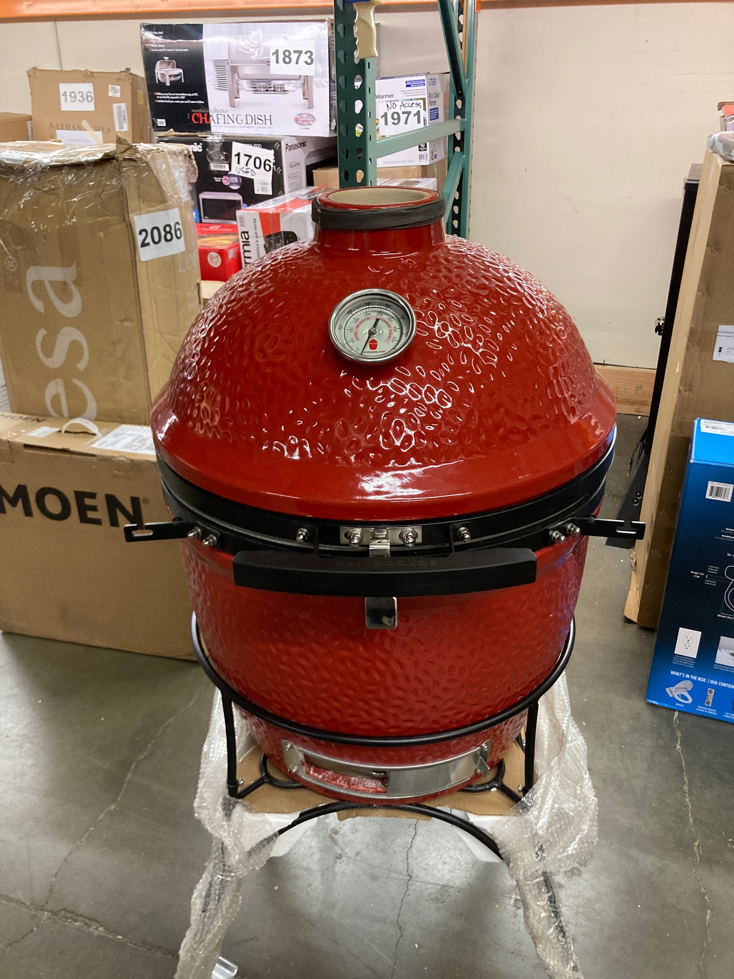 NEW - Kamado Joe KJ23RHC Classic Joe II 18-inch Charcoal Grill with Cart and Side Shelves, Blaze Red - Retail $1299