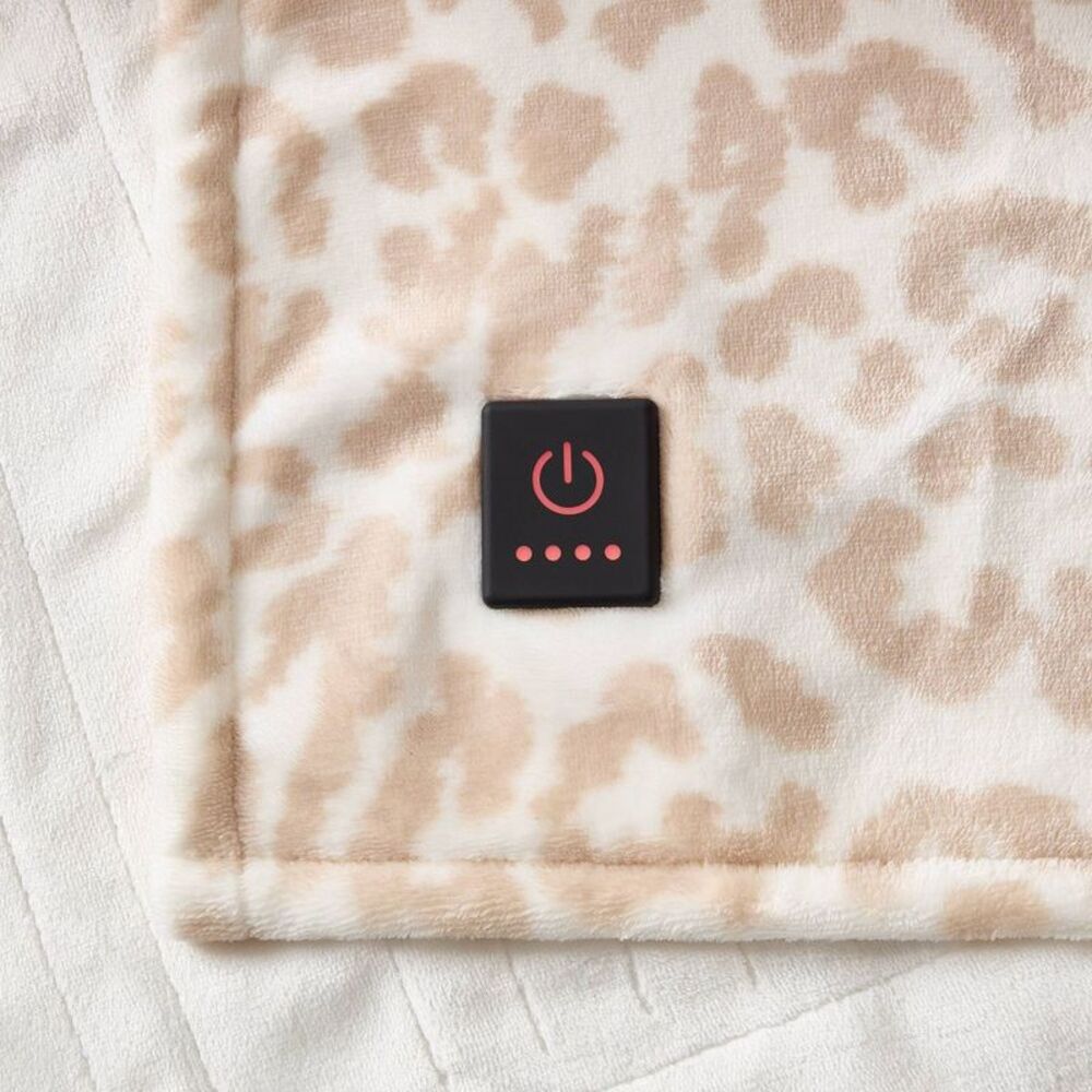 Brookstone - Heated Printed Plush Throw Cheetah Taup Taupe