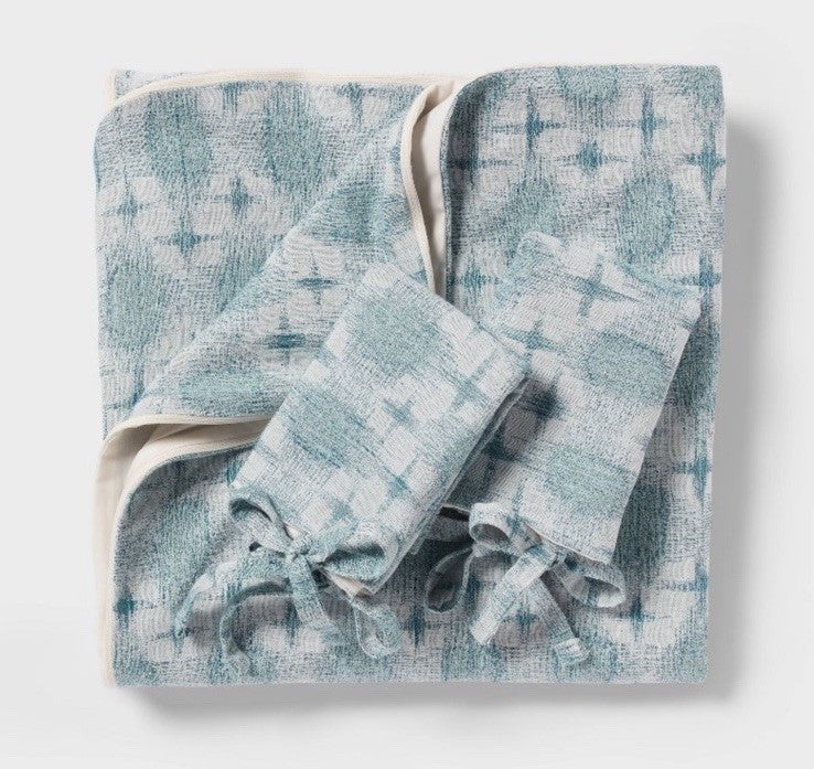 Full/Queen Threshold Yarn Dyed Cotton Ikat Duvet Cover Set Teal Blue