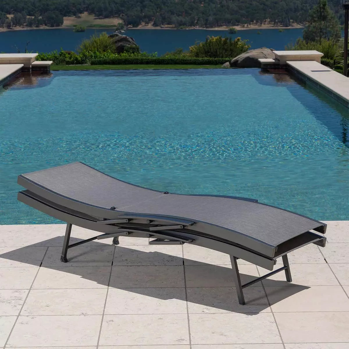 SunVilla Commercial Sling Wave Chaise Lounge, 2 Pack - Retail $468