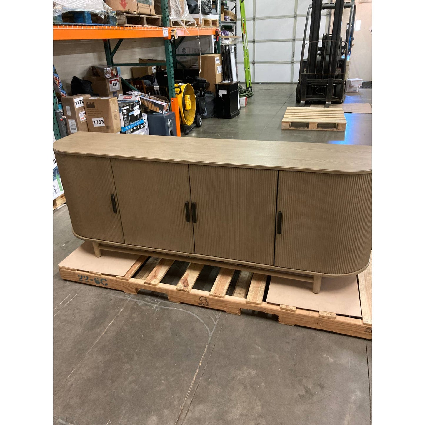 Like NEW - Costco - Valentina 80" Console - Retail $649