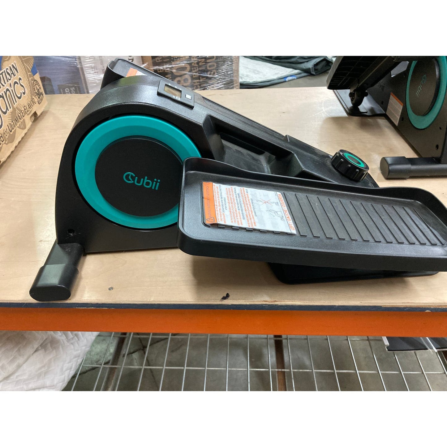 Like NEW - Costco - Cubii Jr. Seated Elliptical with Built-in Display Monitor and Mat - Retail $199