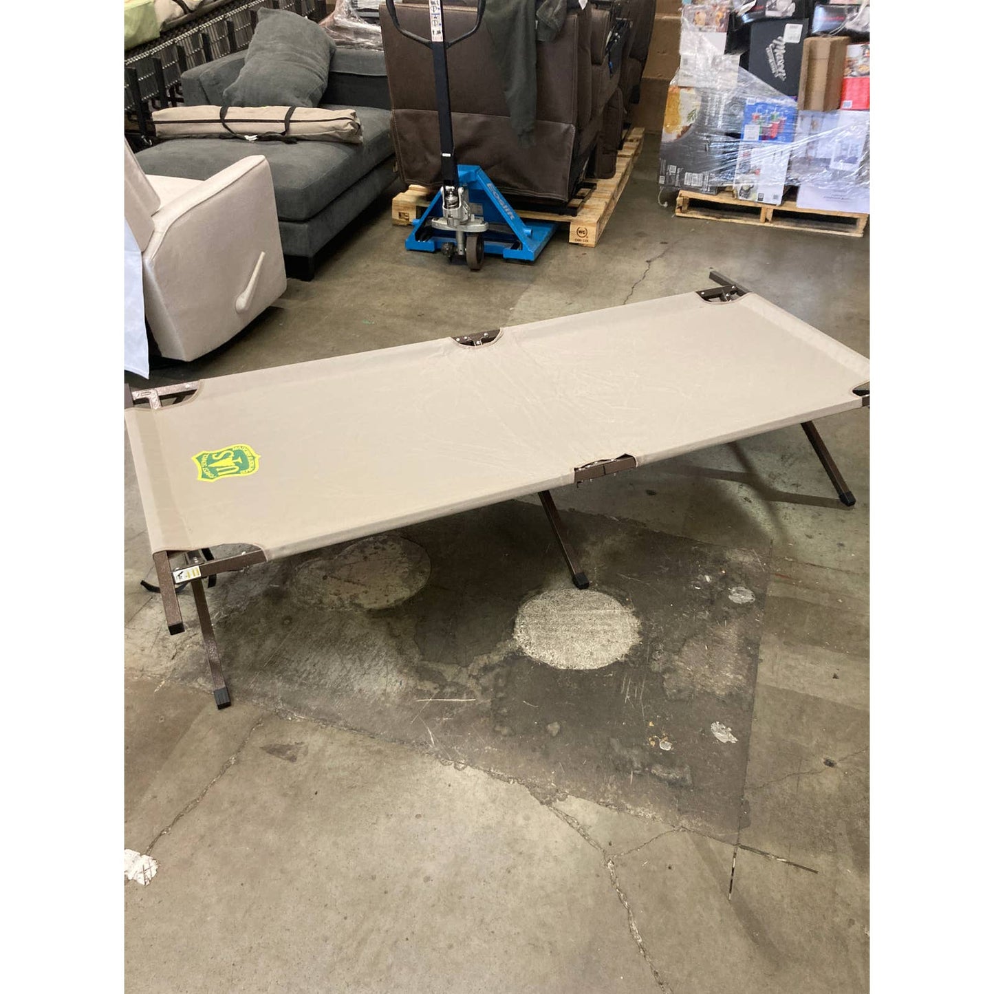 Cascade Mountain Tech Fully Collapsible Oversized Camping Cot