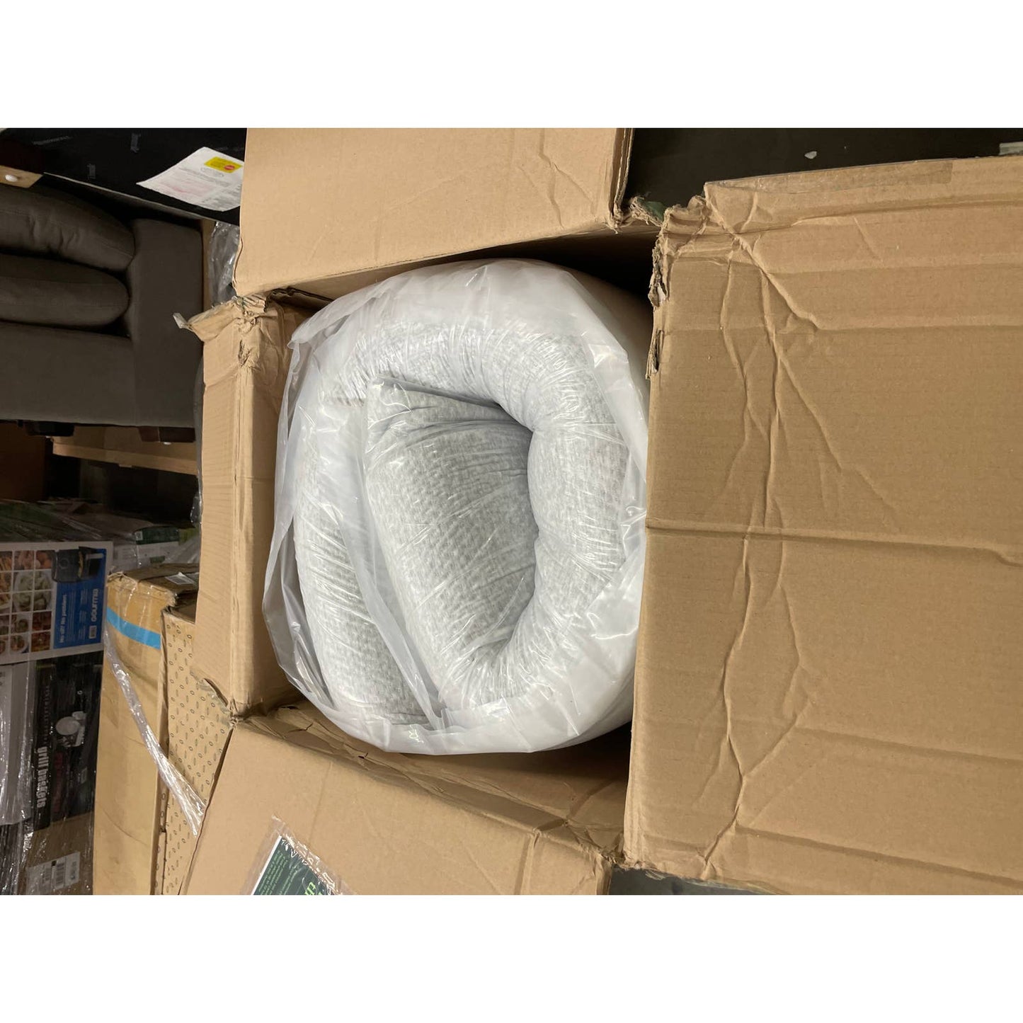 NEW - Zinus 10 Inch Ultima Memory Foam Mattress / CertiPUR-US Certified, Queen,White - Retail $409