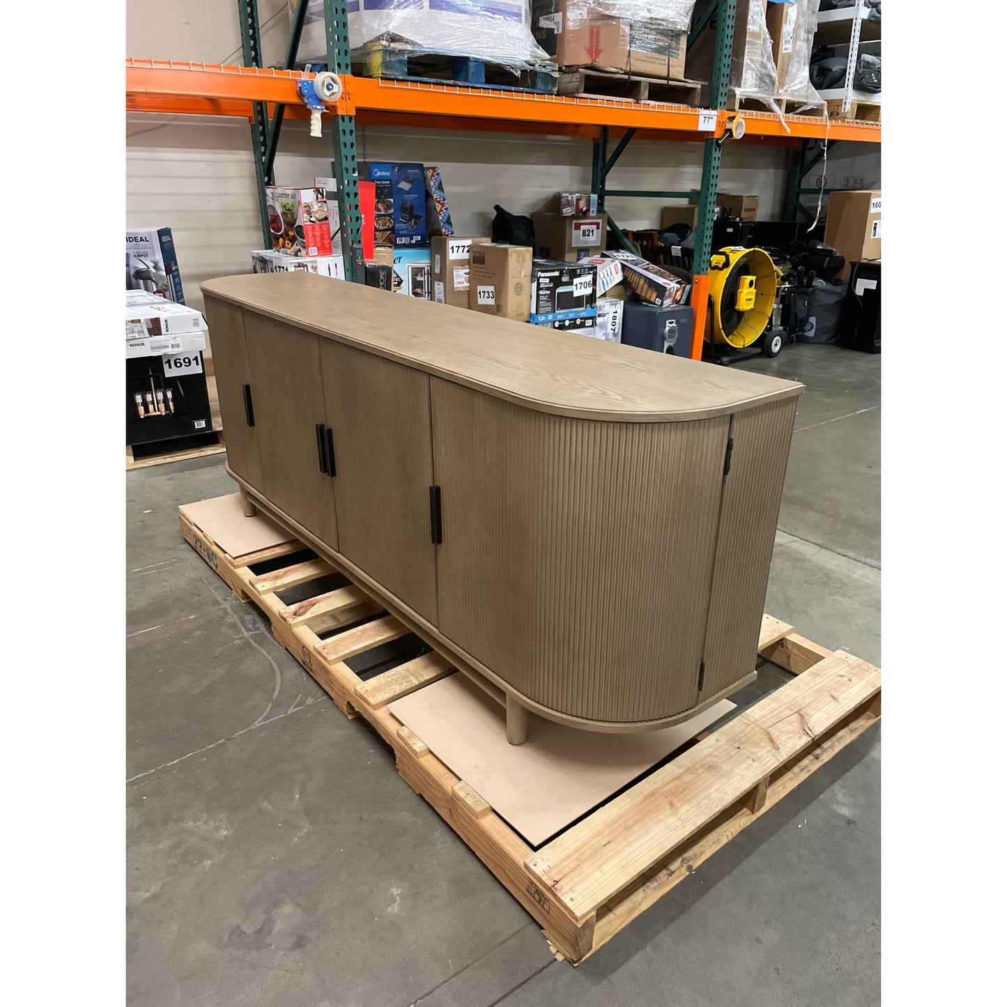 Like NEW - Costco - Valentina 80" Console - Retail $649