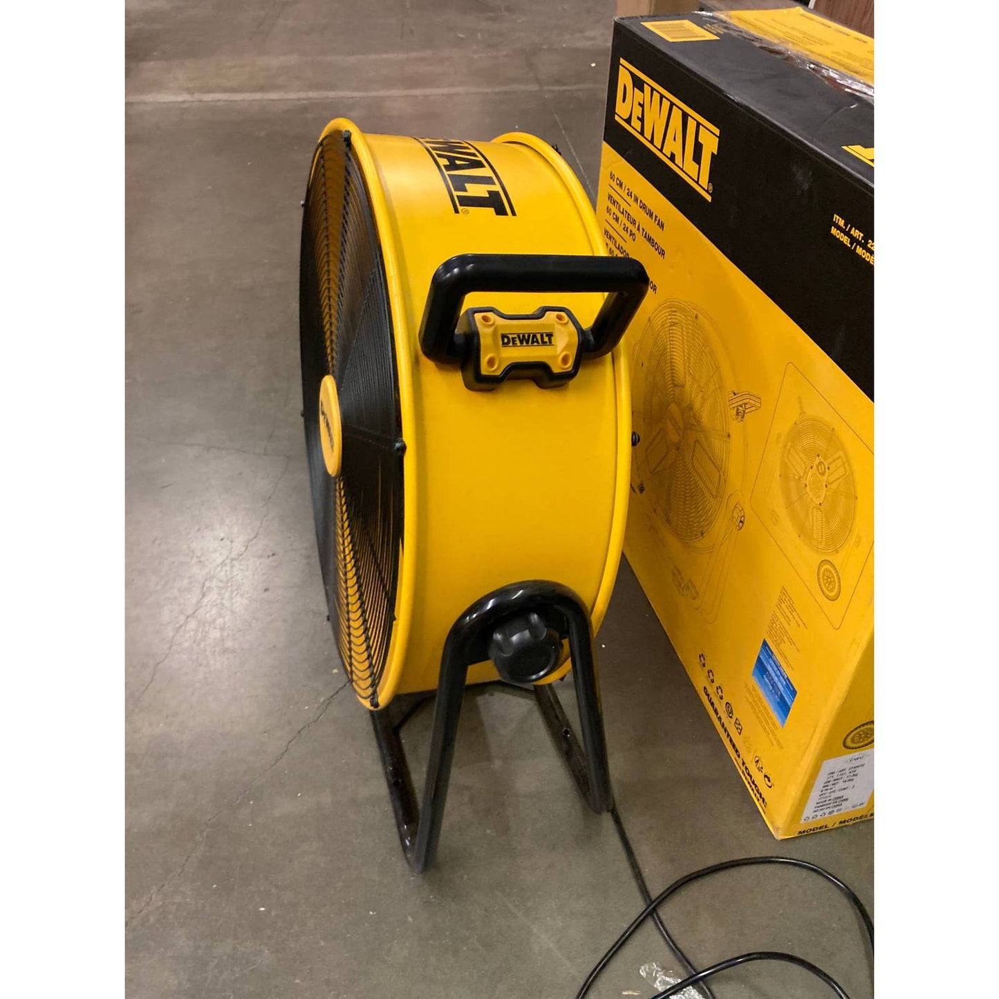 NEW - DEWALT 24" Heavy Duty Drum Fan, Black and Yellow - Retail $149
