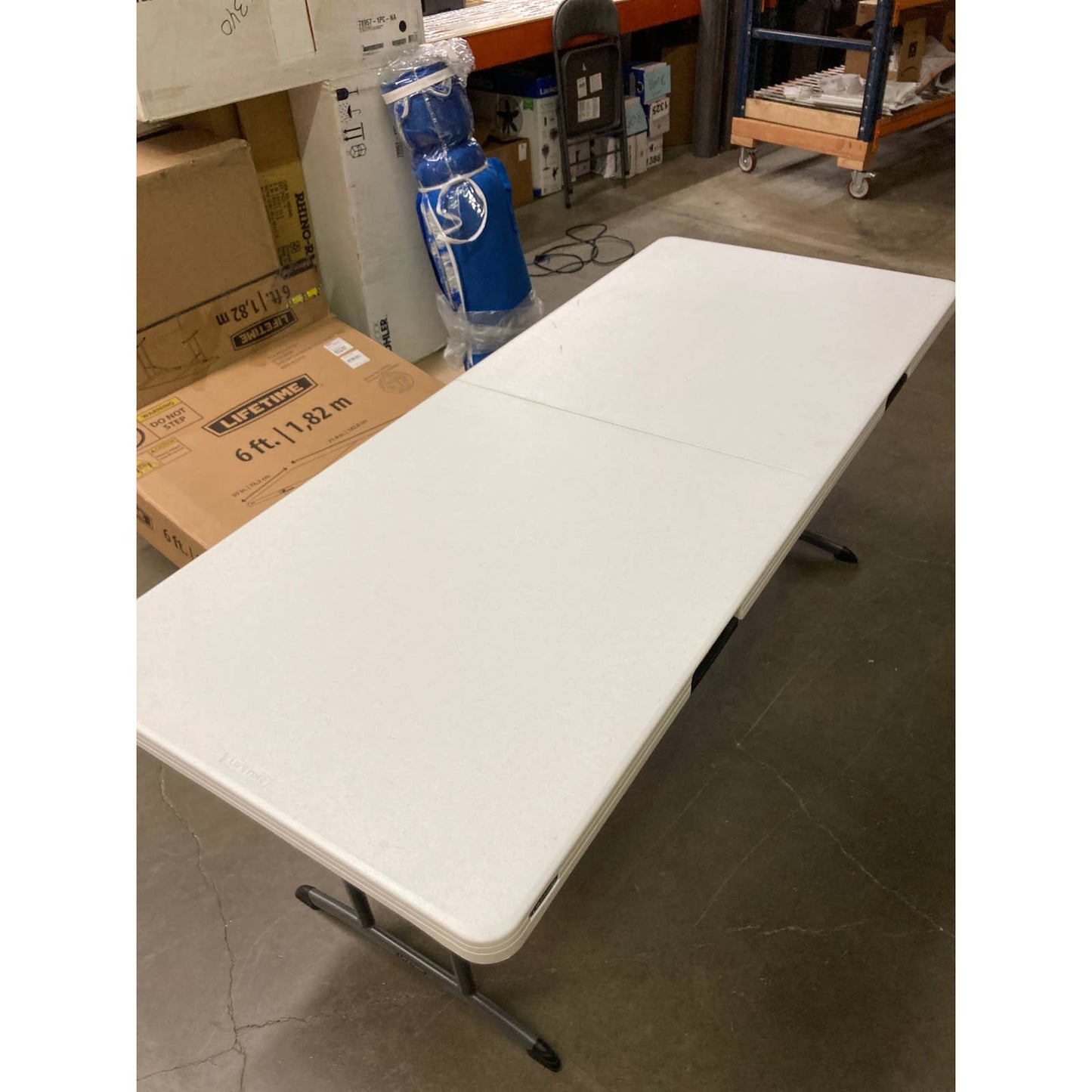 Lifetime Commercial 6' Fold-in-Half Table