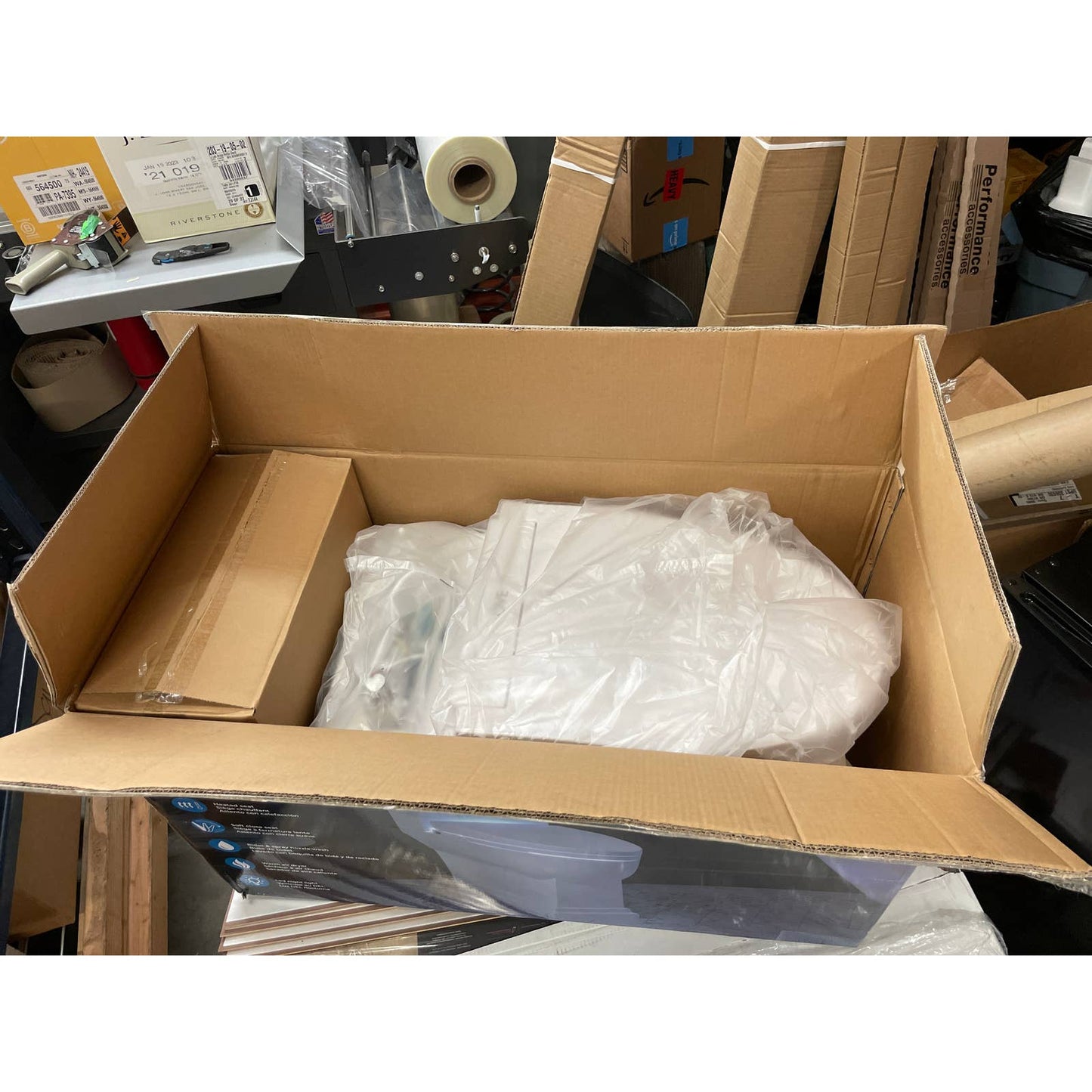 NEW - OVE IRENNE Classic Smart Bidet Toilet - Retail $1049