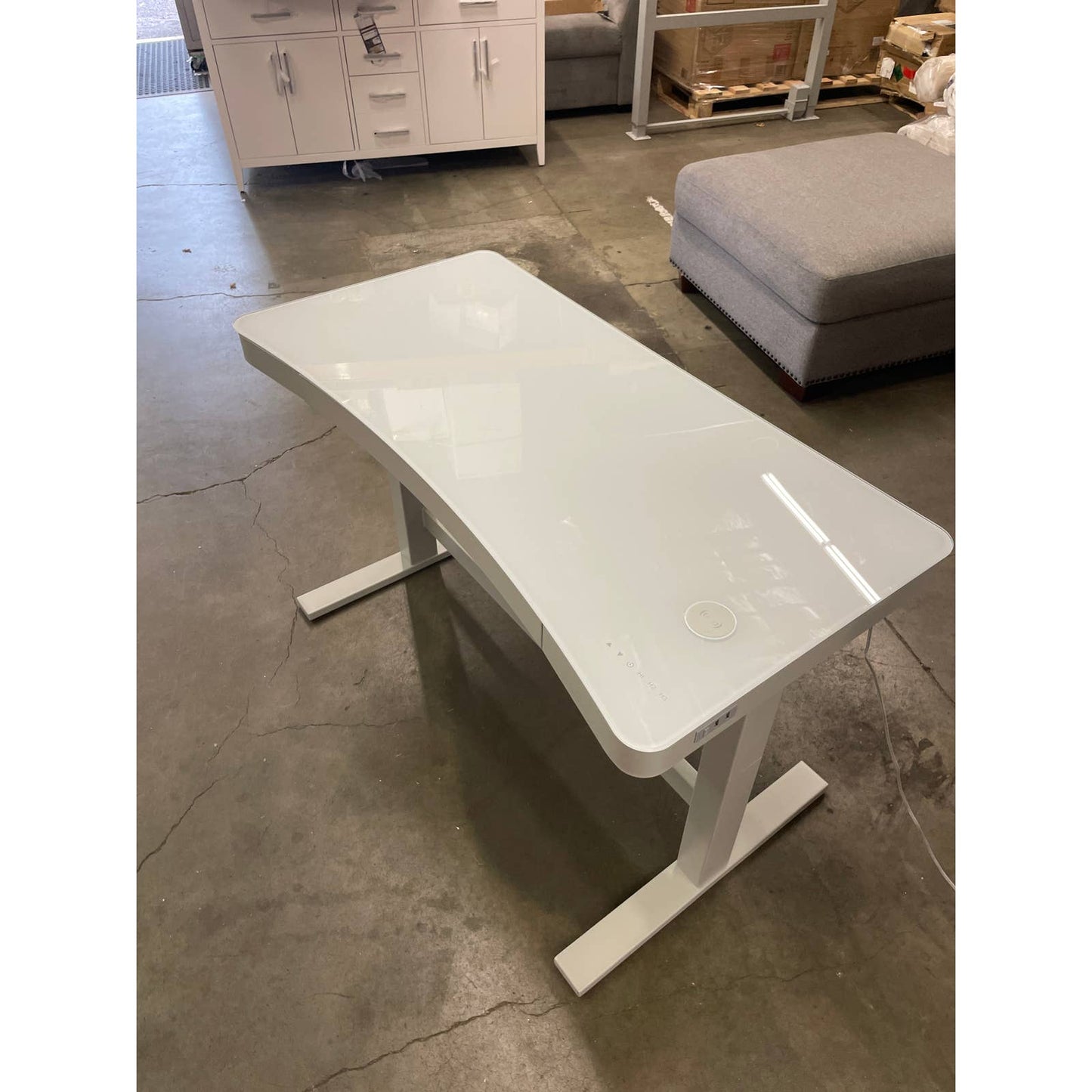Costco - Tresanti 47" Curved Adjustable Height Desk - Retail $359