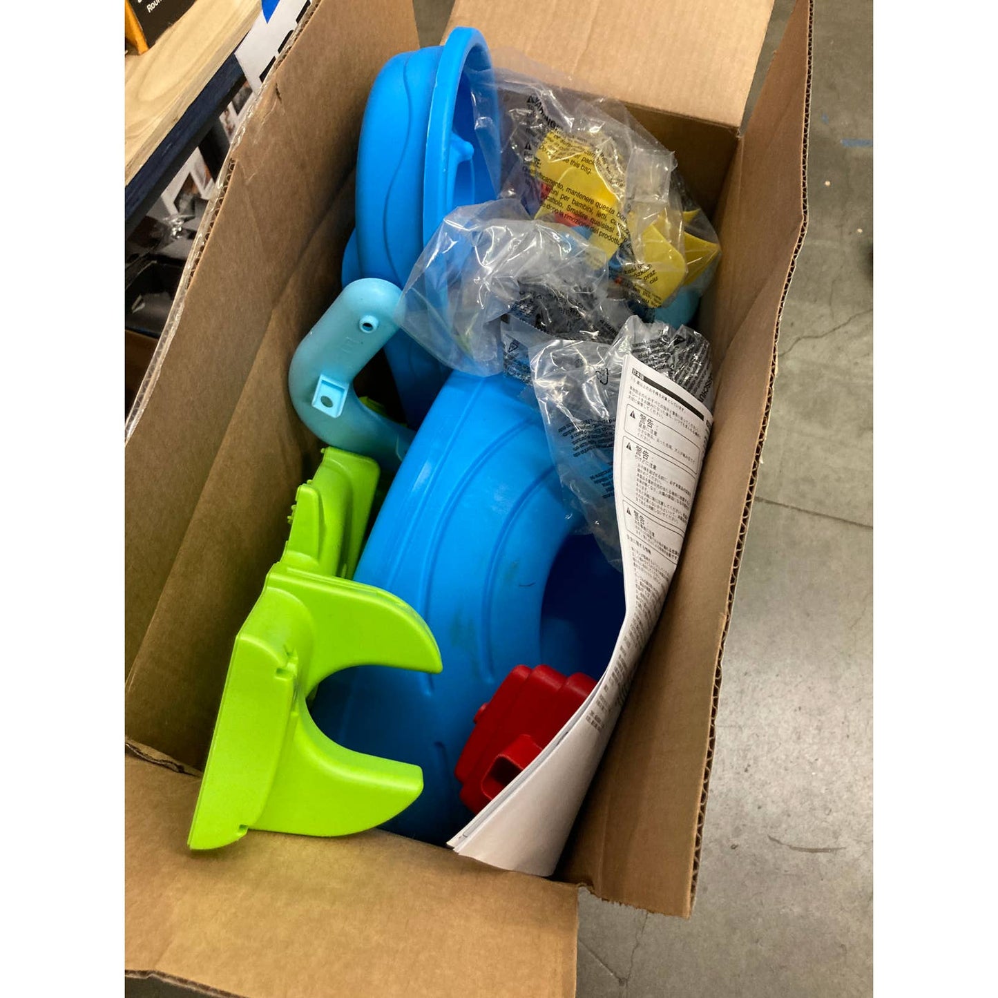 NEW - MISSING 1 LEG - Step 2 Double Showers Splash Water Table