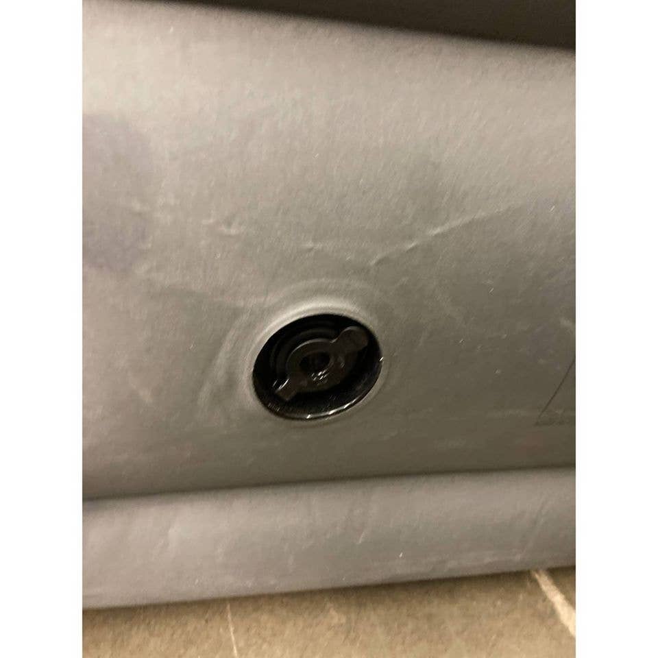 Costco - Sealy AlwayzAire Tough Guard Air Mattress, Queen - Retail $169