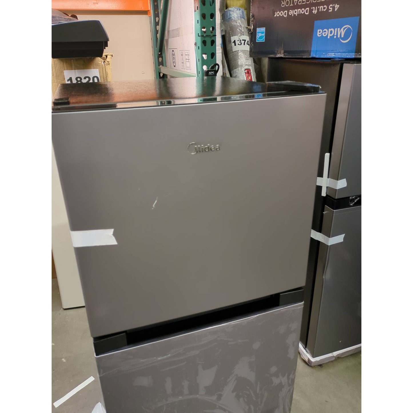 Costco - Midea Compact Refrigerator, 2-Door, 4.5 cu ft, Black and Silver - Retail $189