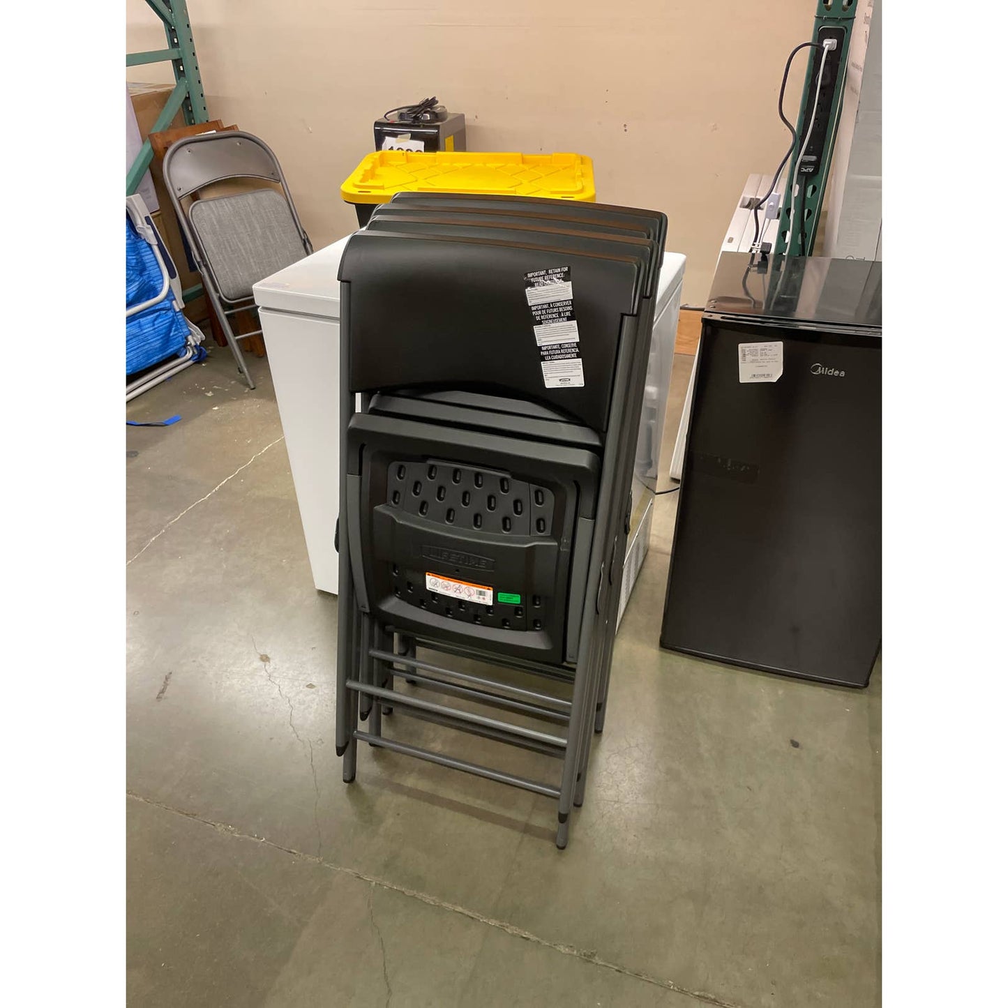 NEW - Lifetime Folding Chairs 4-pack - Retail $149