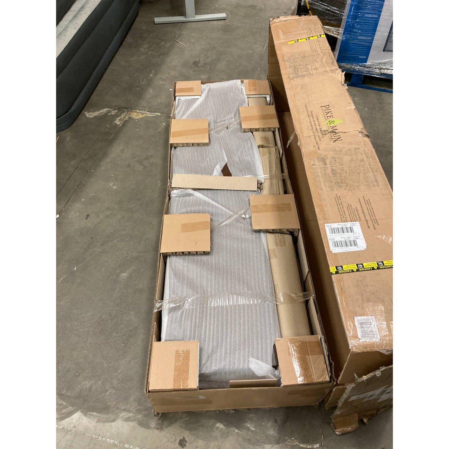 NEW - Costco - Isabel 4-piece Sofa Table Set - Retail $599