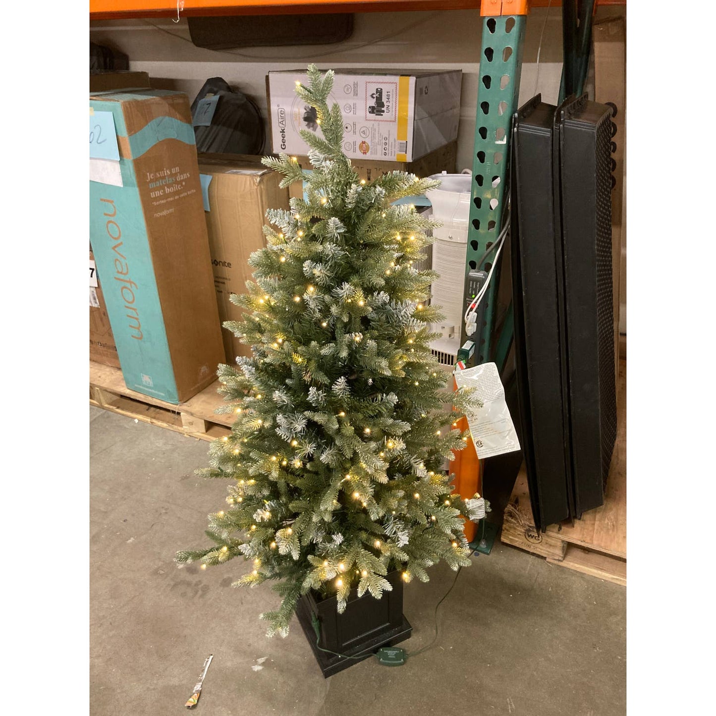 Costco - 4.5 ft Pre-Lit Potted Aspen Artificial Christmas Tree, Color-Changing Radiant Micro LED Lights - Retail $169