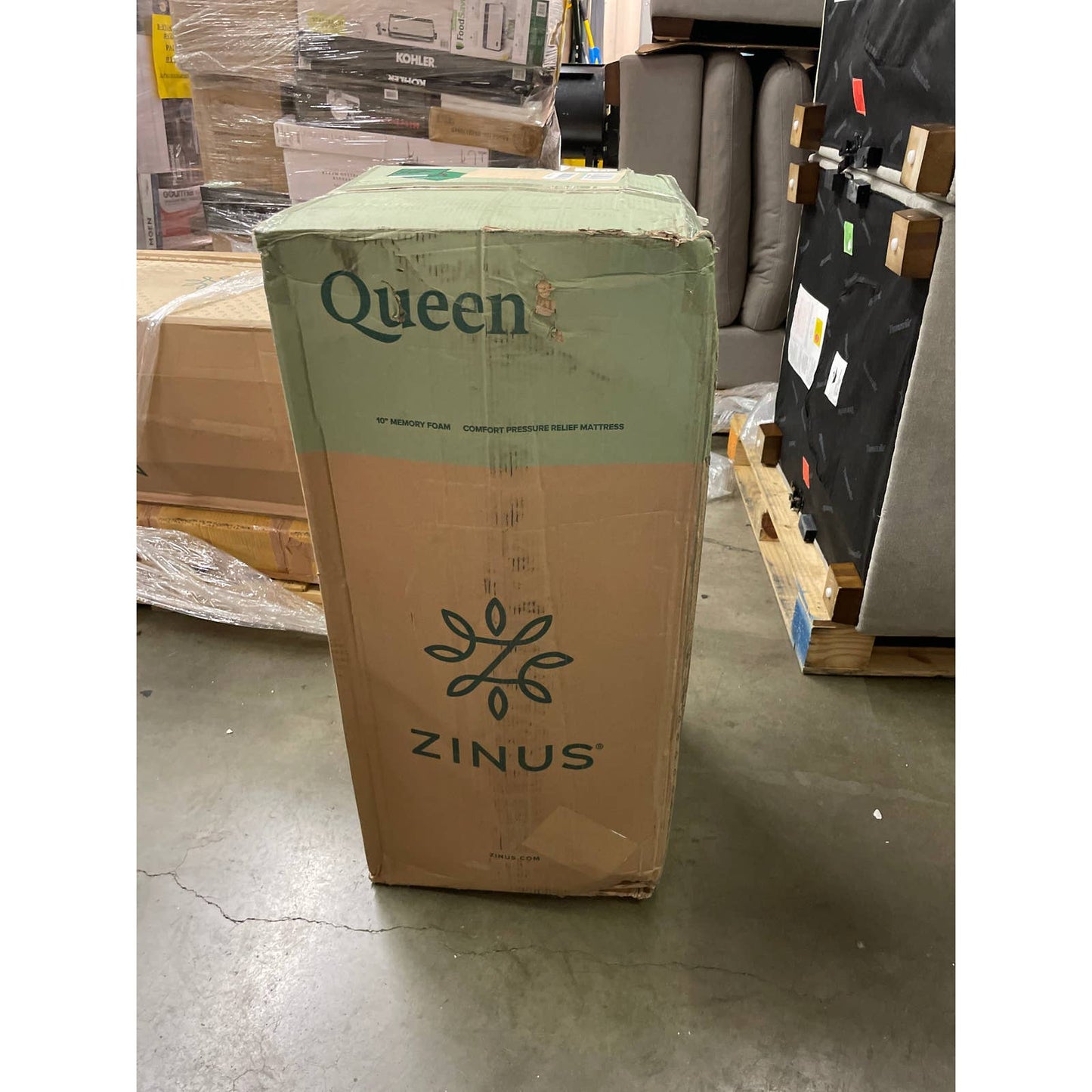 NEW - Zinus 10 Inch Ultima Memory Foam Mattress / CertiPUR-US Certified, Queen,White - Retail $409