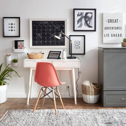 White Wood Desk (39.37 in W. X 31.50 in H.) DK1807222-WHT